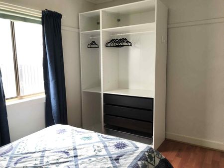 West Footscray - Photo 2