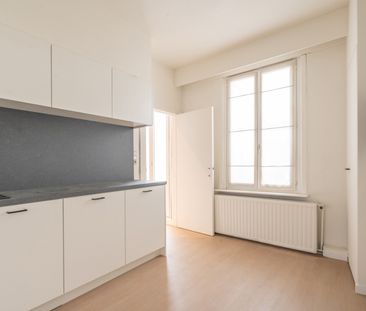 VERNIEUWD APPARTEMENT MET 3 SLAAPKAMERS - Photo 5