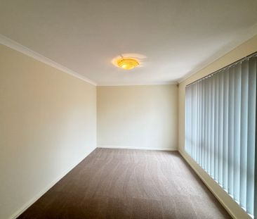 Prime Melville Location – Just Show up to View! Home Open 20/21/9/2... - Photo 1