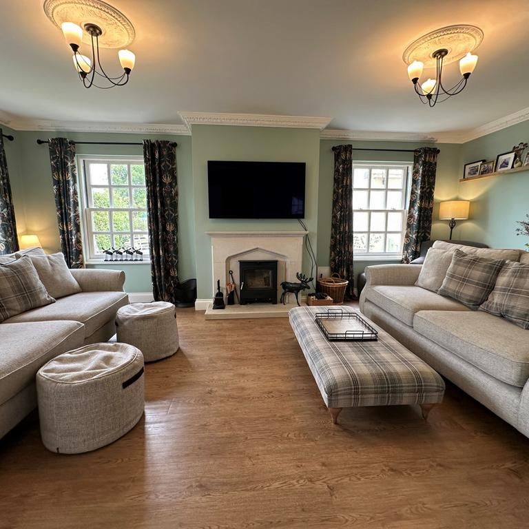 6 bedroom detached house to rent - Photo 1