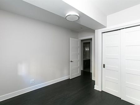 4851 Ch. de la Côte St Luc - Photo 3