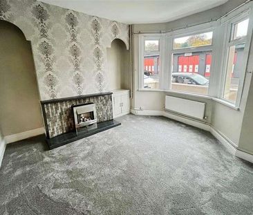 Oxford Street, Pontypridd, CF37 - Photo 1