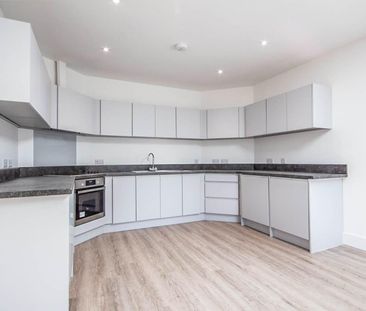 De Freville House, Great Shelford - Photo 4