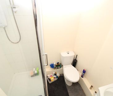 Room For Rent Wood Road, Pontypridd - Photo 3