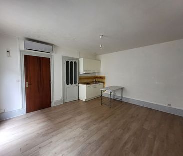 Location Appartement 1 pièce 24m² - Photo 2