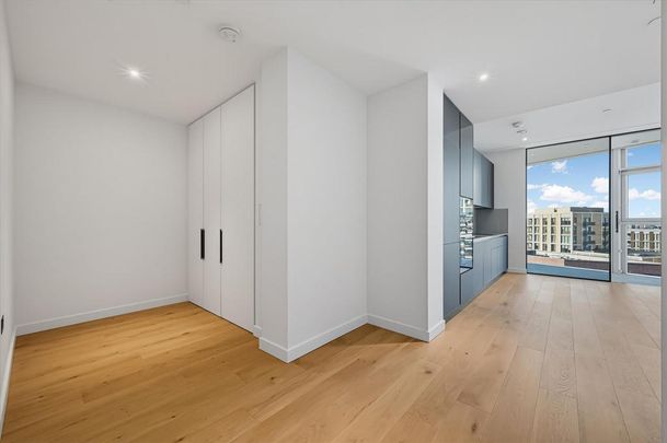 Studio to rent - Photo 1