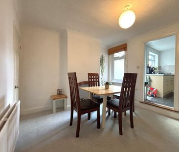 2 bedroom semi-detached house to rent - Photo 2