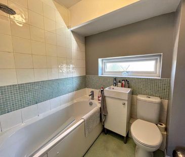2 bedroom terraced house to rent - Photo 6