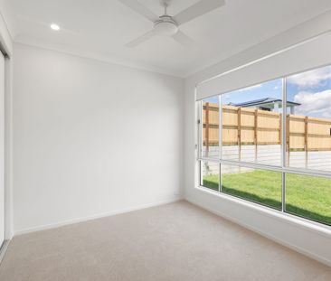 Brand New 5-Bedroom Luxury Home with Solar panel-Elegance, Comfort ... - Photo 6