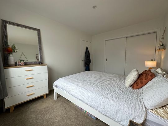 RARE IN RIVERHEAD - Photo 1