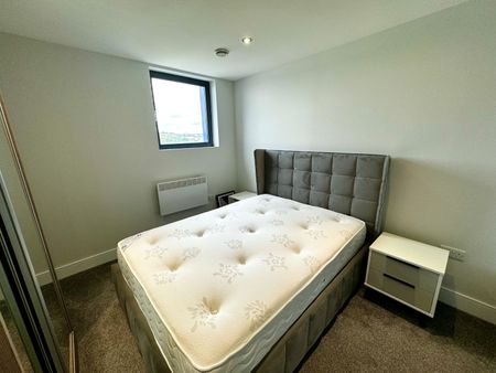 2 bedroom apartment to rent - Photo 4