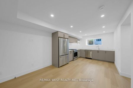 For Lease - 502 Atlas Avenue Unit# A, Toronto, Ontario - Photo 4