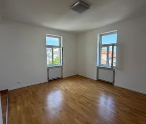 Perfekte Starterwohnung, Top-Anbindung - Photo 2