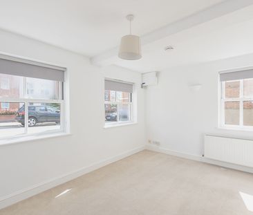 1 bedroom flat to rent, Available unfurnished from 16/12/2024 - Photo 1