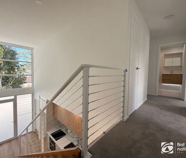 Brand new 3 bedroom townhouse - Photo 3