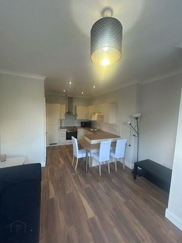 Apt 3, 41 Malone Road, Belfast, BT9 6RX - Photo 2