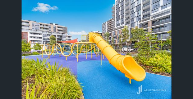 831/1 Studio Drive, Eastgardens, NSW 2036 - Photo 1