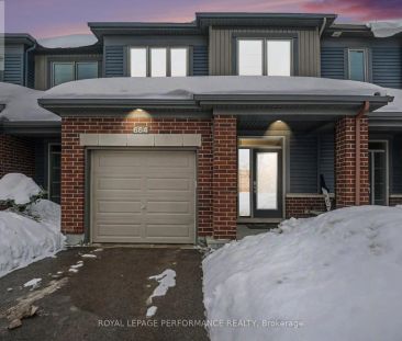 664 DES AUBEPINES DRIVE - Photo 4