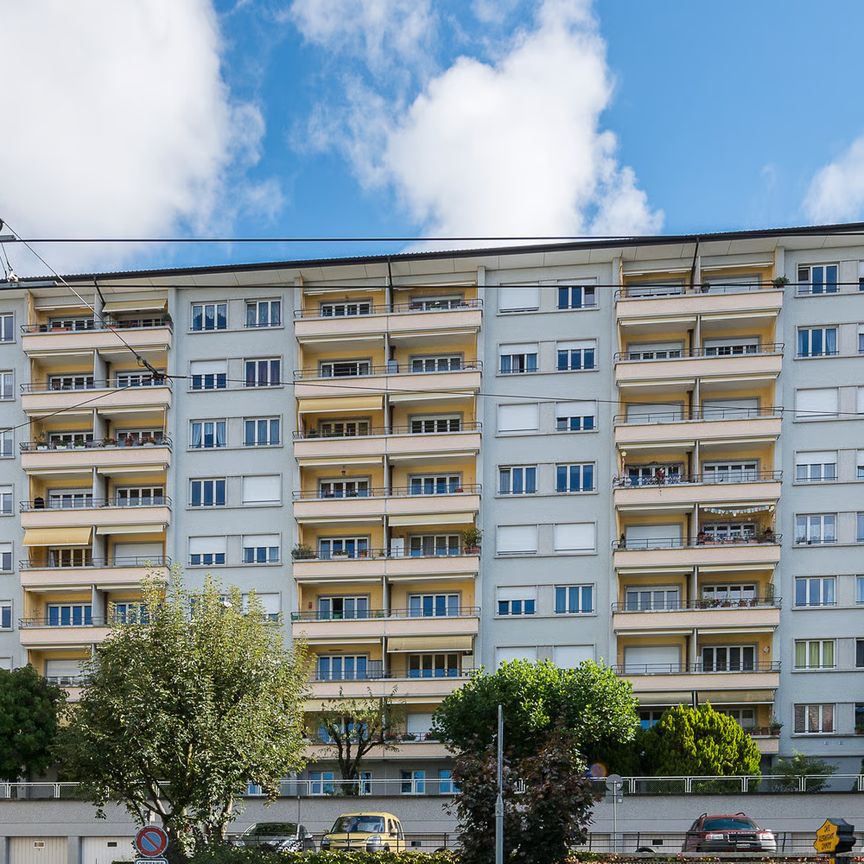 2.5 Zimmer, 57 m², 7. Stock - Photo 1
