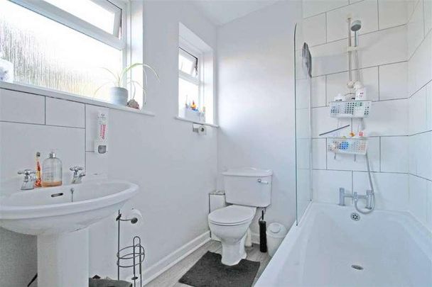 Hangleton Way, Hove, BN3 - Photo 1