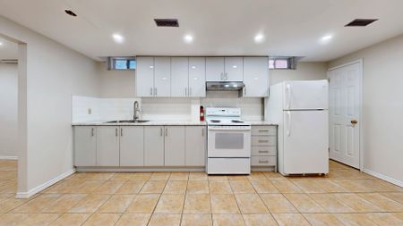 For Lease - 93 Tall Grass Trail, Vaughan, Ontario - Photo 4