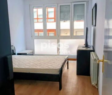 Piso en alquiler en Calle de las Huertas, 10 - Photo 2