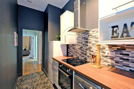 1 Bed Flat, Mount Street, AB25 - Photo 3