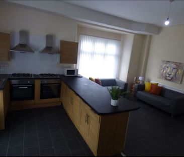 9 Bed Detached House, Smithdown Road, L15 - Photo 1