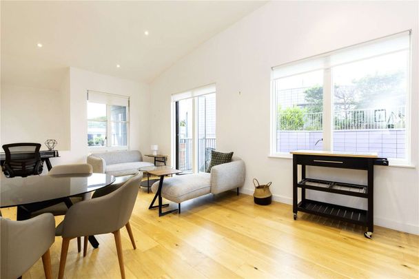 Esther Anne Place, London, N1 1ZT - Photo 1