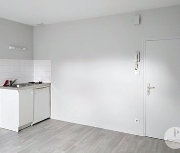 Location Appartement 1 pièce 19m² - Photo 2