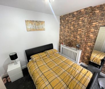 3 bedroom end of terrace house to rent - Photo 6