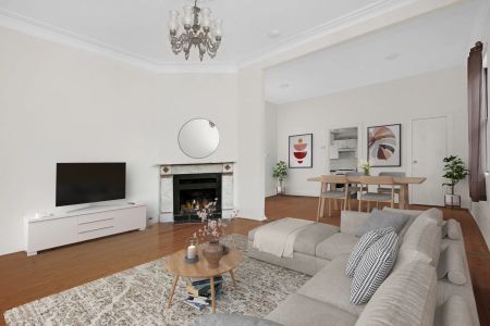 IDEALLY POSITIONED HOME IN NORTH RANDWICK POCKET - Photo 2