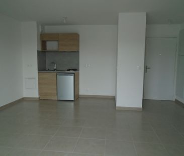Location Appartement 2 pièces 40m² VILLENAVE D ORNON 33140 - Photo 4