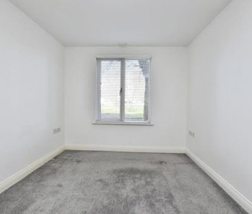 Ocean present a spacious two double bedroom ground floor flat in th... - Photo 2