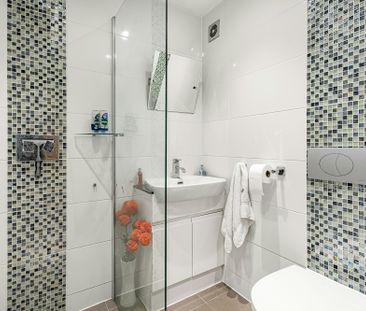 Coopers Meadow, Redbourn, St. Albans, AL3 7EY - Photo 1