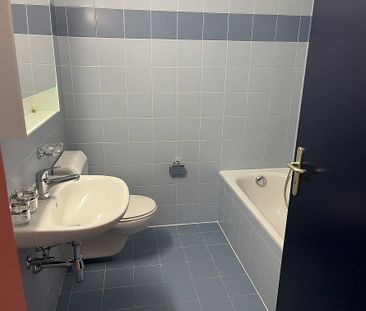 Spazioso 3.5 locali luminoso in posizione centrale a Faido - Photo 3