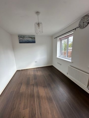 Abbotsbury Close, Manchester, M12 - Photo 5