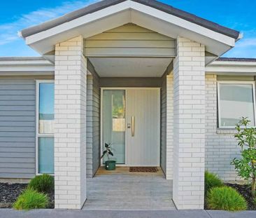 Prime Cul-De-Sac Living - Photo 3