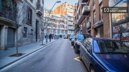 barcelona, Catalonia 08021 - Photo 4