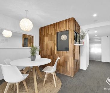 2 bed, 2 bath fully air con avail 13/11 - Photo 2