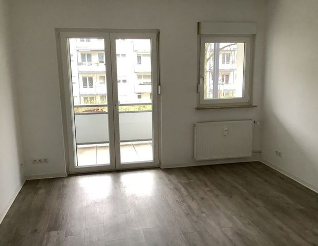 Südviertel: Gemütliche 2-Zi.-EG-Whg. mit großem Balkon - Photo 1