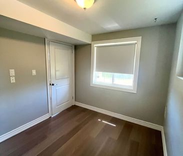 For Lease - 1385 Hunter Street, Innisfil, Ontario - Photo 2