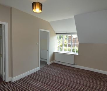 4 bedroom detached house to rent - Photo 3