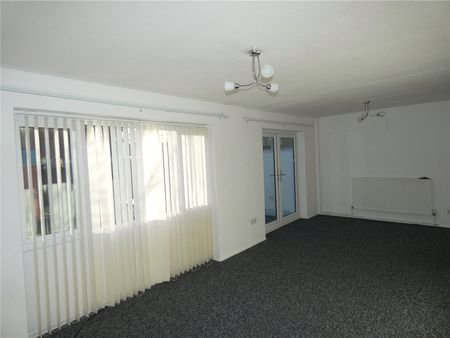 3 bedroom house to rent Heanor Walk, Mansfield, NG18 - Photo 2