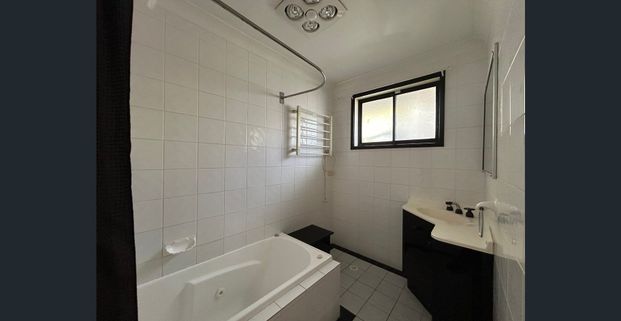 3-Bedroom Home in Convenient Woodbine Location - Photo 1