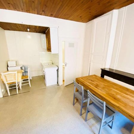 Location Appartement 1 pièce 27m² MACON 71000 - Photo 3