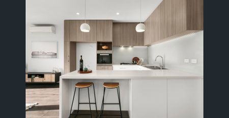 Super Central and Perfectly Presented - Photo 4