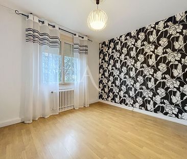 Location Maison 5 pièces 110m² BECON LES GRANITS 49370 - Photo 4