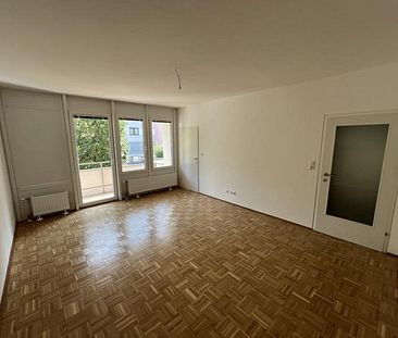 Sanierte 3 Raumwohnung mit Balkon - Siemensstraße 21/1 - Photo 1