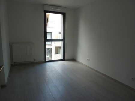 Location Appartement 3 pièces 58m² - Photo 5